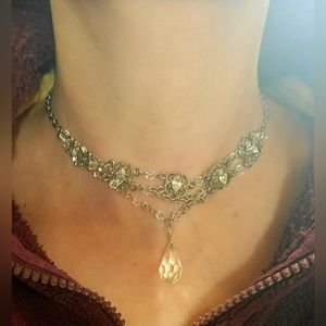 Victorian Style Choker necklace 13-16 inch adjustable Crystal Bead teardrop